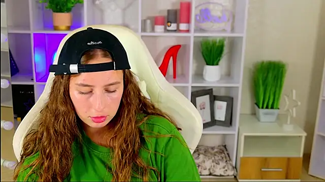 NadinnL's Live XXX Chat