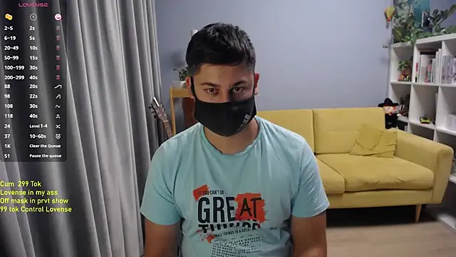 Živý XXX chat Tomguys
