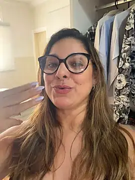 Chat XXX ao vivo de Mariiii_morena