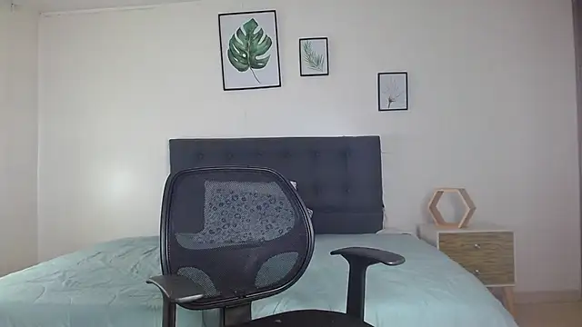 samanthachop's Live XXX Chat