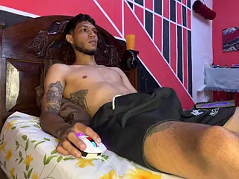 Živý XXX chat tanned_boy