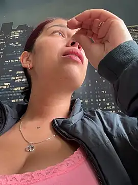 دردشة Nathaly_12 الجنسية المباشرة