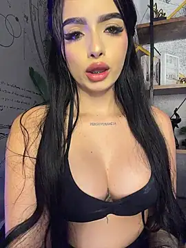 BustyAngelXXX – Naživo XXX chat