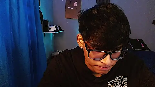 Mr_yisuzz 라이브 XXX 채팅