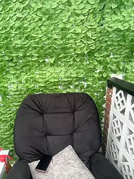 MELIZ_QUEEN live XXX chat