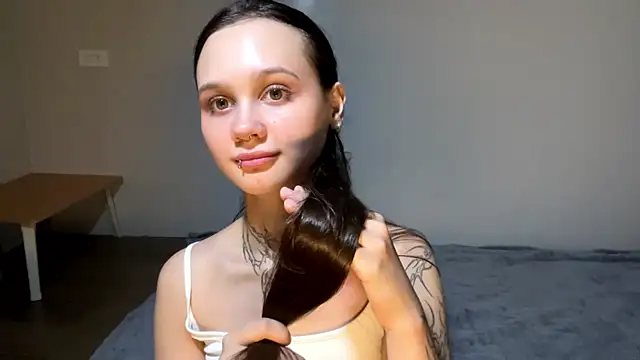 MayraLucarelli Chat XXX live