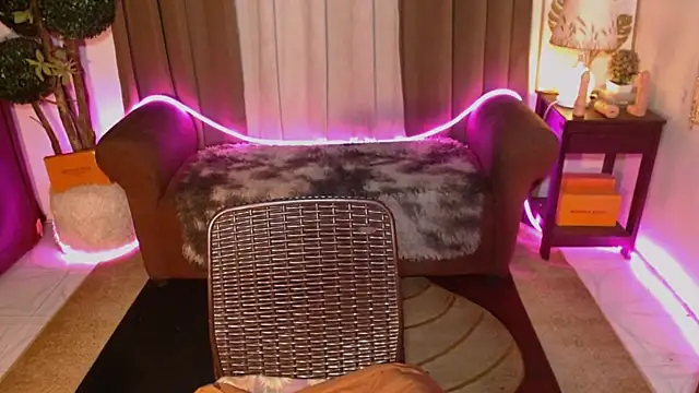 sweet_kyla02n Live XXX chat