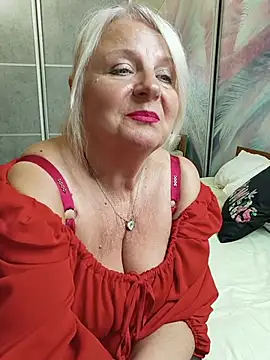 AvrilMillers live XXX chat