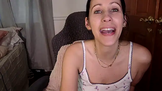 צ'אט XXX בשידור חי של cutelittlemama0418