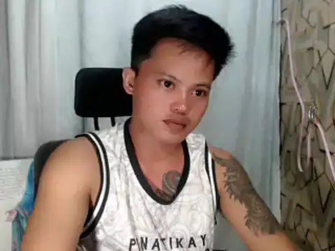 Czat XXX na żywo – urhot_fucker999