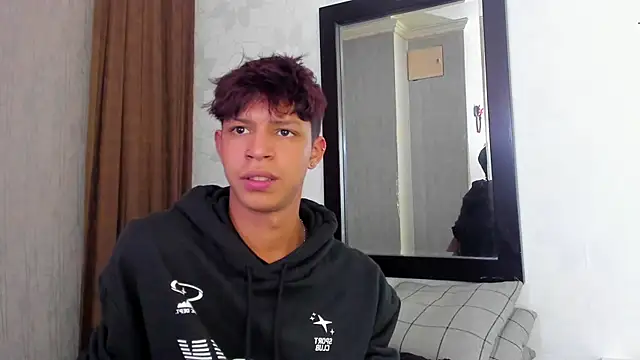 Ethan_qop Live XXX Chat