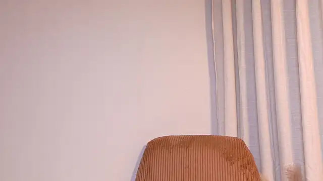 Czat XXX na żywo – CamiRosse18