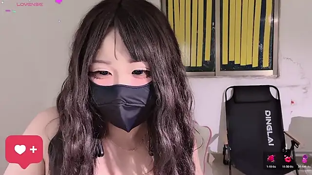 Vesper-333's Webcam Show