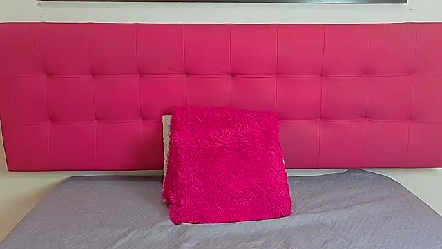 XXX chat uživo modela _Benjamin11