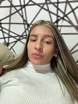 Chatroom XXX en direct de Talia_Bonet
