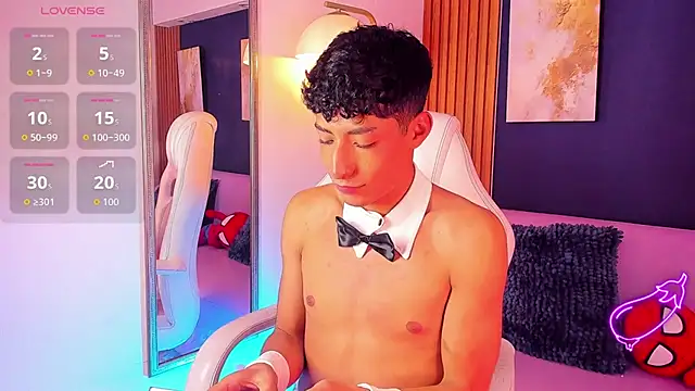 XXX chat uživo modela Adann_Star