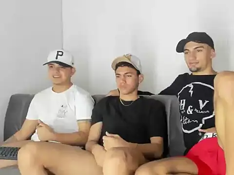 XXX chat uživo modela Charlie_Scorpion