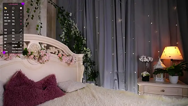 MelaineCore's Live XXX Chat