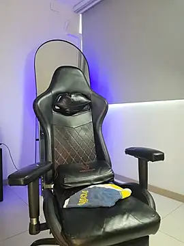 Chat XXX ao vivo de johnjaguar1_