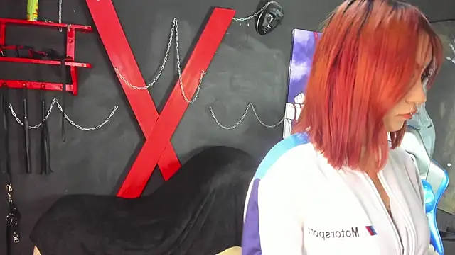 Megam_whiteのライブXXXチャット