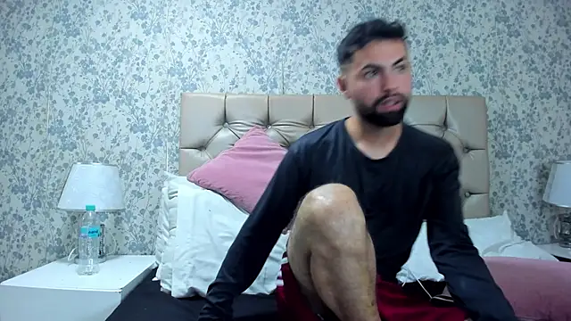 AndrewCrooss Live XXX-chat