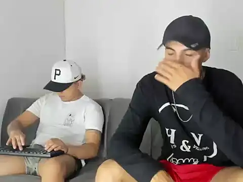 Charlie_Scorpion XXX чат на живо