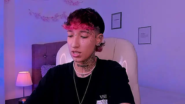 Czat XXX na żywo – Luci_Rose