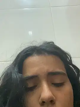 צ'אט XXX בשידור חי של lafemagui