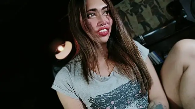 prettybushy Webcam-Show