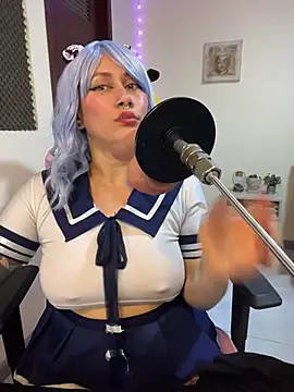 Czat XXX na żywo – Luna_Paris_