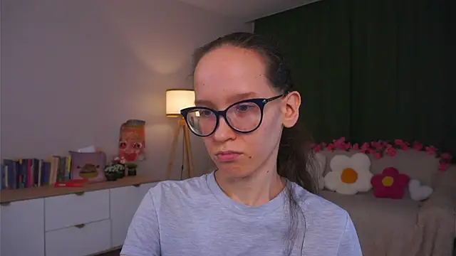 BettyBrowni Adlı Modelin Canl ı XXX Sohbeti