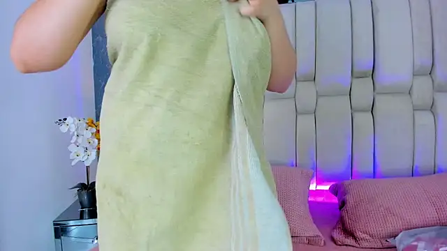Czat XXX na żywo – MaddyCrofft
