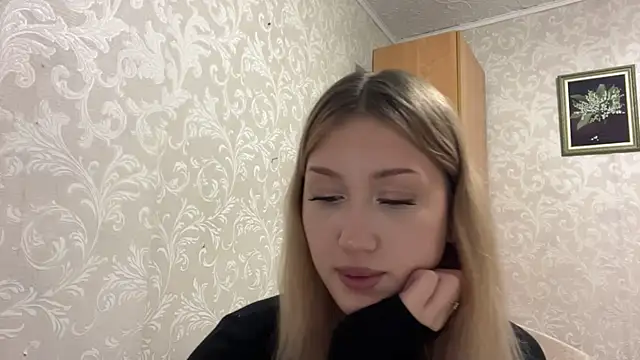 ArianneQuilantang Adlı Modelin Canlı XXX Sohbeti