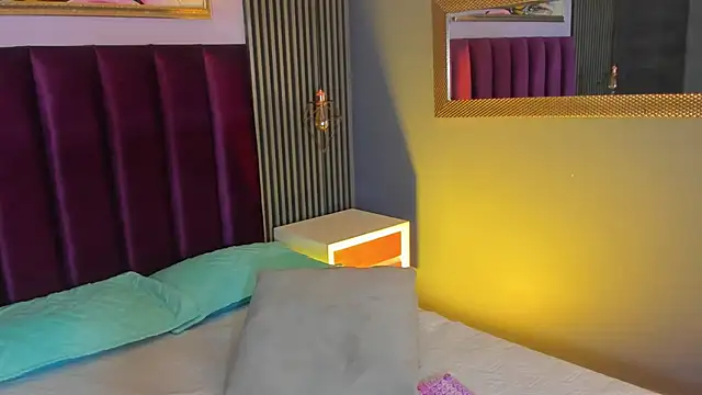 LauraAristizabal Show Webcam
