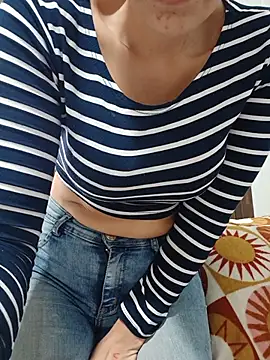 Lupita_sol 现场XXX聊天