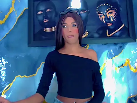צ'אט XXX בשידור חי של LuxuryQueens