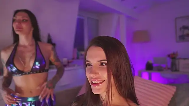 Lady3Holes – webcam-show