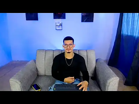 XXX chat uživo modela Ethan_rodgers01