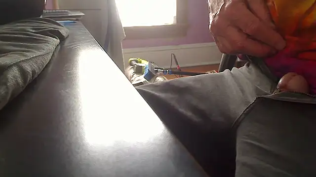 LickYourYoni – webcam-show
