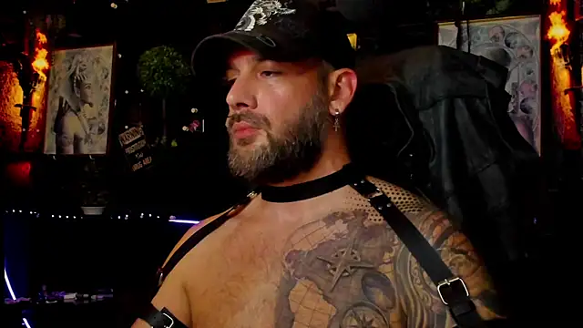 XXX chat uživo modela LexHardy