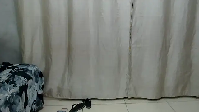 curvydarckcohocolate's Live XXX Chat