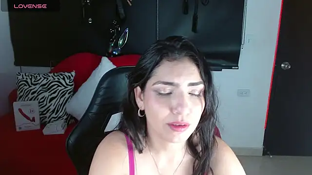 Czat XXX na żywo – LunaSub69_