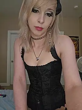 AmethystFoxx Show in webcam