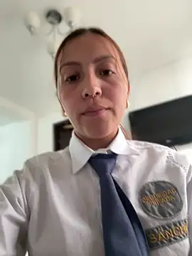 Lux_Scarlett Pertunjukan Webcam