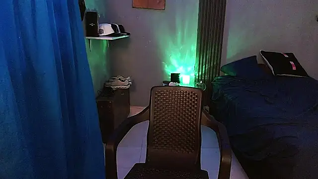 Czat XXX na żywo – Mr_yisuzz
