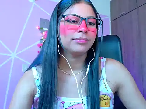 XXX chat uživo modela _ALLYSON18_