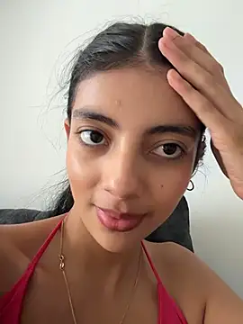 Baby_Niels Adlı Modelin Canlı XXX Sohbeti