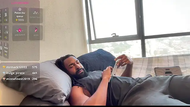 XXX chat uživo modela blackmuscless