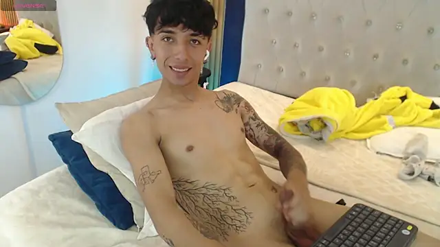 Aiden_Rivers_n Live XXX chat