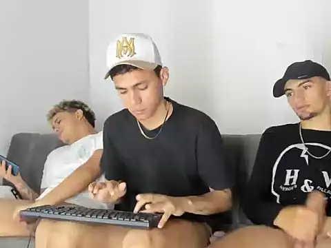 Charlie_Scorpion live XXX chat